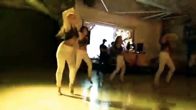 Latina Mafia Lady Salsa on 2 solo смотреть онлайн