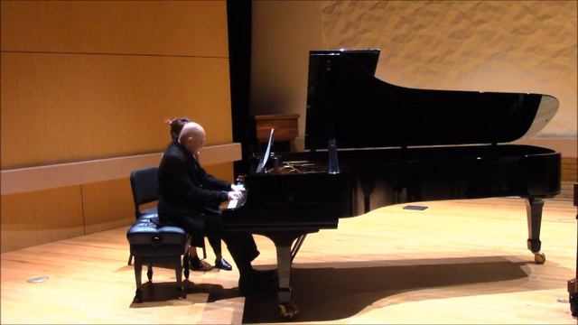 Naoumoff plays Nadia Boulanger's Lux Aeterna смотреть онлайн