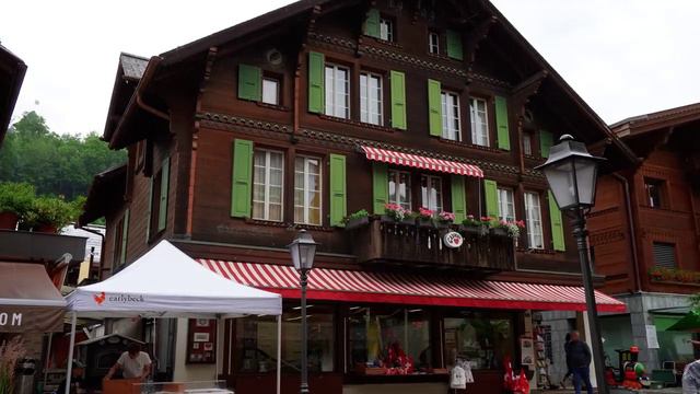 Путешествуй! Швейцарская деревня смотреть онлайн