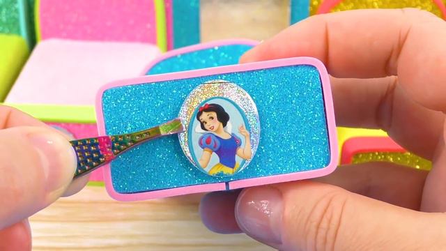 8 DIY LOL Doll Hacks! Liquid Mermaid Bed ~ more! [w. VOICE] смотреть онлайн