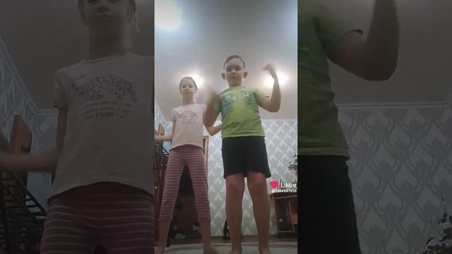 Я и СИСТР смотреть онлайн