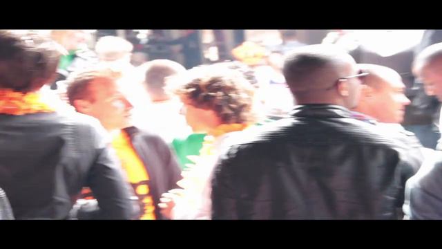 Swedish House Mafia "One" Queensday 2010 Amsterdam - Rock the Boat! with Ricky Montel смотреть онлайн