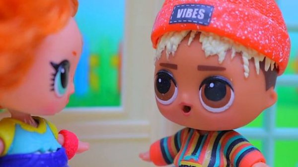 Случайная Встреча Санни и Скейтер герл! Почему ушла Сплеттерс? Мультик про куклы лол LOL Dolls