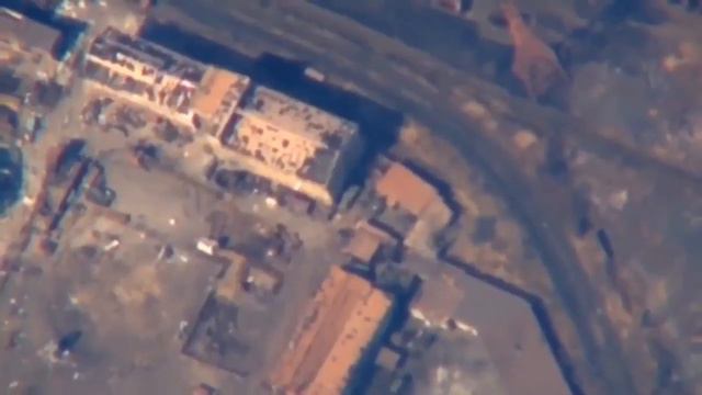 Compilation of attacks carried out by the Russian Orion UAV on Ukrainian positions and assets. смотреть онлайн