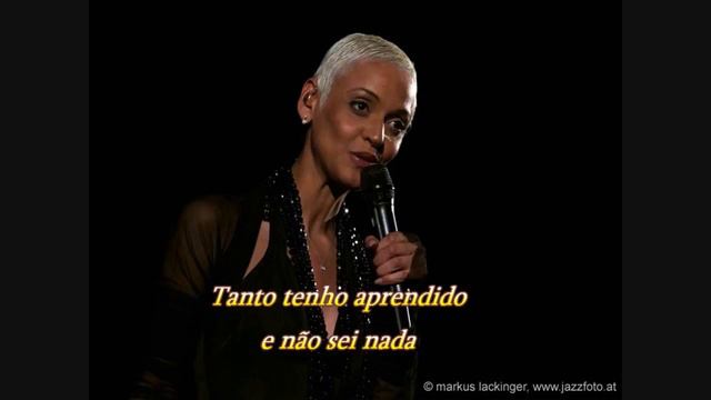 Caravelas - Mariza (with lyrics) смотреть онлайн