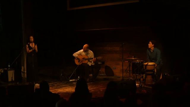 Itush (Itamar Shapira)- "Volver" y "La Luz de la Luna"- בית היוצר смотреть онлайн