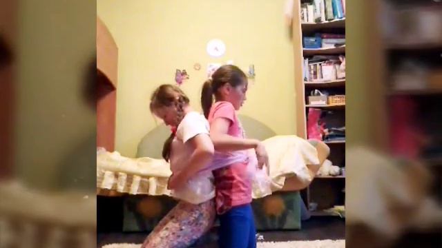 Сиамские близнецы смотреть онлайн