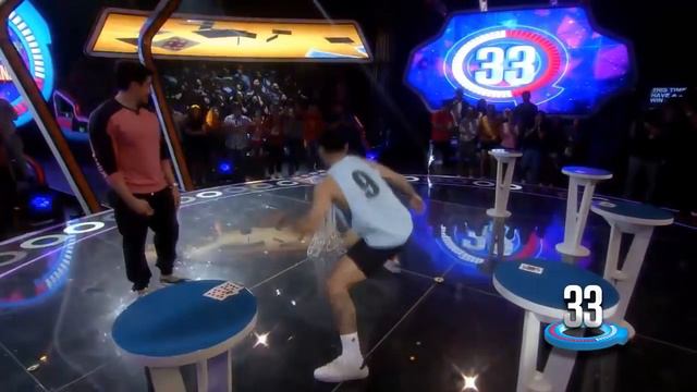 Minute To Win It - Zeus Collins is the new millionaire of Minute To Win It Last Man Standing! смотреть онлайн