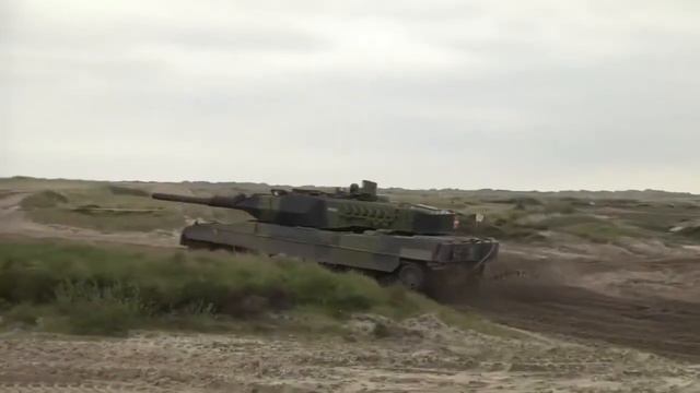 M1A2 Abrams Tank and Leopard 2 Tank firing - Nordic Tank Challenge 2016. смотреть онлайн