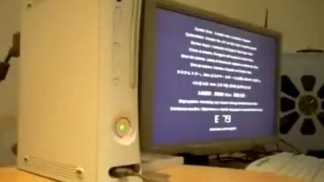 Witness the last 4 minutes in my Xbox 360's Life Before it "RRoD!!!". смотреть онлайн