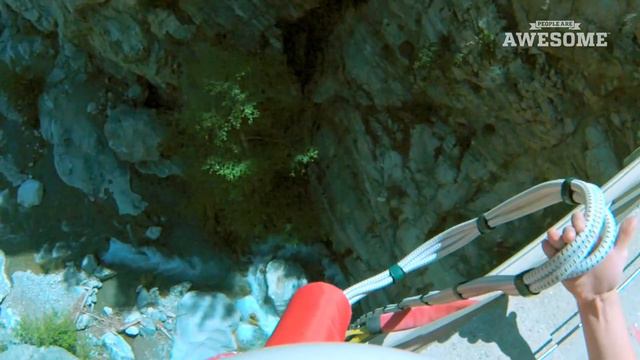Bungee Jumping at the Bridge to Nowhere | Thrill Seekers смотреть онлайн