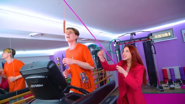 Spending Last Summer With My Mommy || Good Mom VS Bad Mom