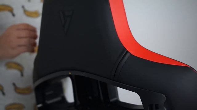 But Can Your Chair Do THIS!? (We Try the Vertagear PL4500 in Fortnite and CS:GO) смотреть онлайн