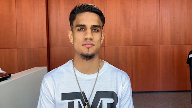 RICKY MEDINA TELLS RAYMOND FORD 'IT'S GONNA BE A WAR!' on DAZN from San Antonio смотреть онлайн