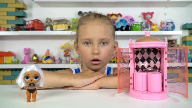 Маленькая Вера - Поиграйка распаковка куклы LOL