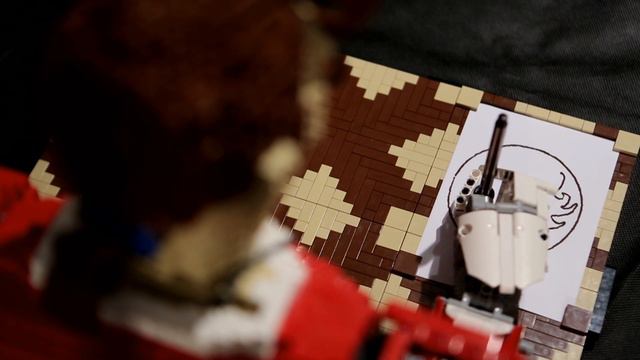 LEGO humanoid robot draws better than 99% of us смотреть онлайн