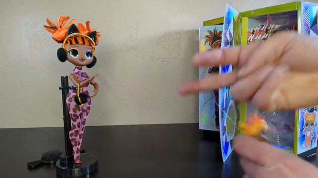 LOL Surprise OMG Winter Chill Missy Meow Fashion Doll & Baby Cat Doll | Adult Collector Review смотреть онлайн