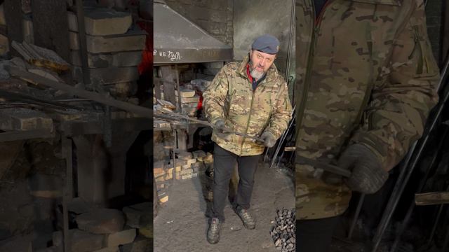 Ковка мечей нашего производства | Стальная Твердь смотреть онлайн