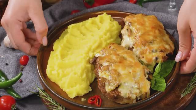 Я выучил этот рецепт в ресторане! Мой муж просит меня готовить его каждый день смотреть онлайн