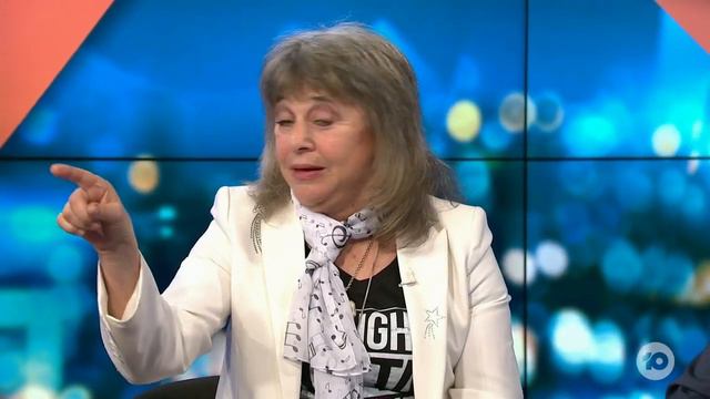 Suzi Quatro On The Rituals She Does When She's On Tour