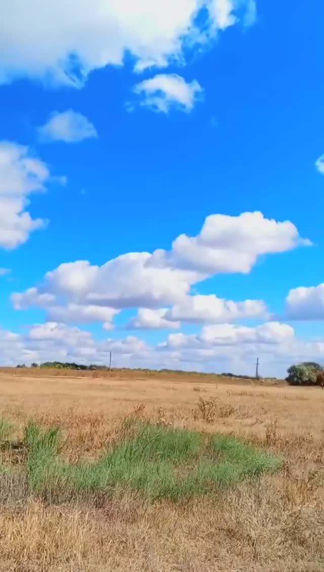 За деревней. Красивое небо! смотреть онлайн