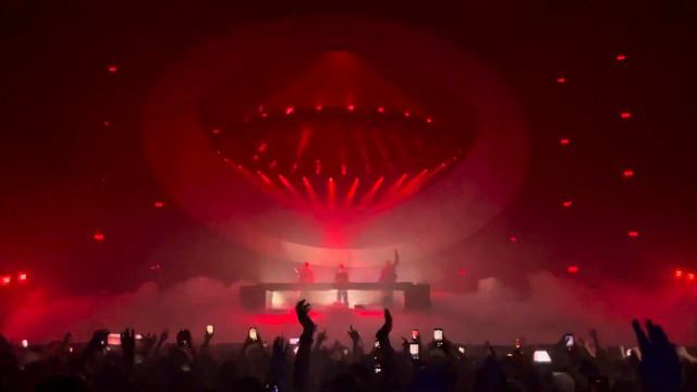 Swedish House Mafia, Redlight @ 3Arena Dublin 2022 смотреть онлайн