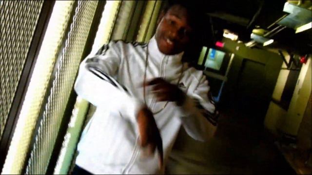Lil Drew Feat Kayjay & Tony Way Millerz - Shinin[OfficialVideo] смотреть онлайн