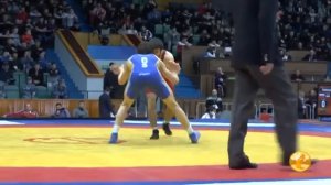 57 кг: Исмаил Мусукаев (Дагестан) - Виктор Рассадин (Якутия)