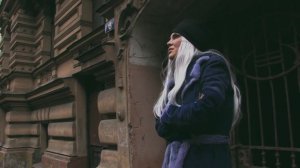 Джулия Ванг рассказывает об оккультных традициях Риги и о призраках в доме