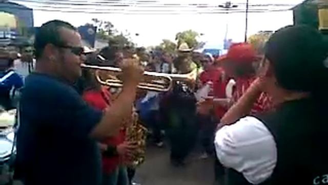 Golpe de Estado en Honduras 5 de julio 2009 alegria de los manifestantes en espera de su presiden смотреть онлайн