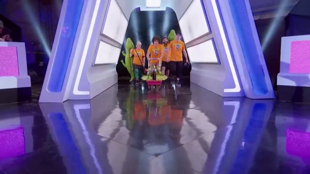 The Giant Killer Can't Take Down This BattleBot Giant | Season 4 Episode 11 (Part 4) | BATTLEBOTS