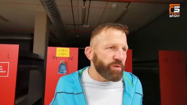 ROBER JOCZ LECI DO VEGAS i podsumowuje występ ZIÓŁKOWSKIEGO i IZU na KSW 54, BŁACHOWICZ w ABU DHAB смотреть онлайн