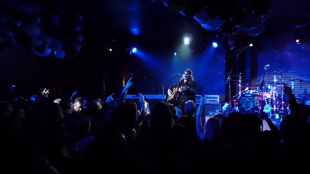 Don Dokken "Alone Again" - Avalon, 12.31.10 смотреть онлайн