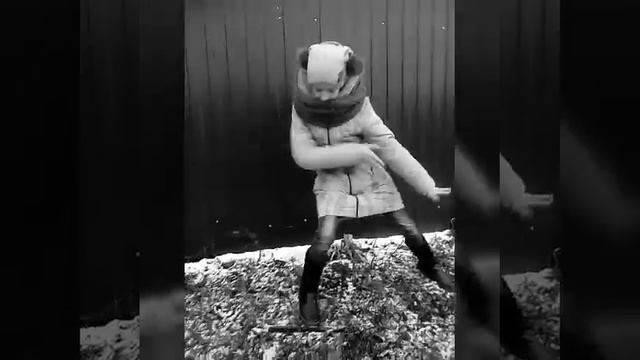 Клип кароткого вида пд песню Белая Птица смотреть онлайн