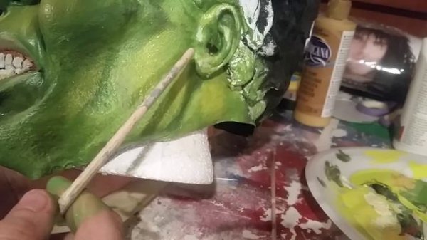 DIY HULK COSTUME: Hulk Costume Tutorial PART 9