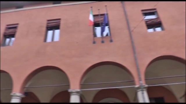 BOLOGNA: Rubato in Pinacoteca un dipinto del Trecento | VIDEO смотреть онлайн
