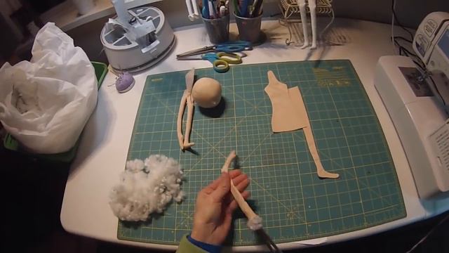 OLD!! Cloth Doll Making: doll's body stuffing. Stuffing Tips and Tricks смотреть онлайн
