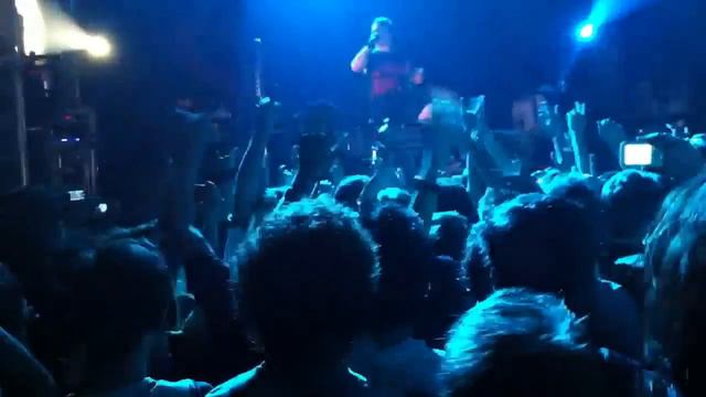 Sum 41 - Fat Lip & Final Deryck on Drums (live @ Bologna 13/02/2011 Estragon) смотреть онлайн