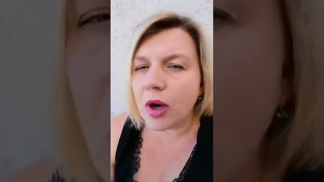 Про залежність від соцмереж та лікування в неті смотреть онлайн