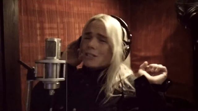 Malin Davidson - I can't get over you смотреть онлайн