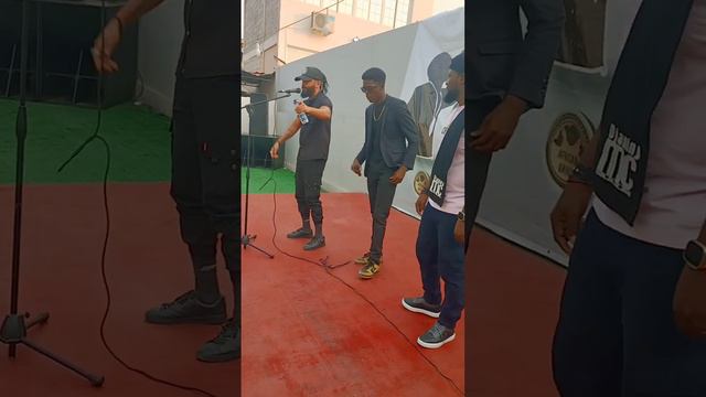 Djaniny mc , Sonico bruxo e Rubro stone em freestyle смотреть онлайн