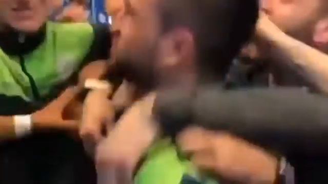 Ali teker - Aykut Kocaman'a veda klibi. смотреть онлайн