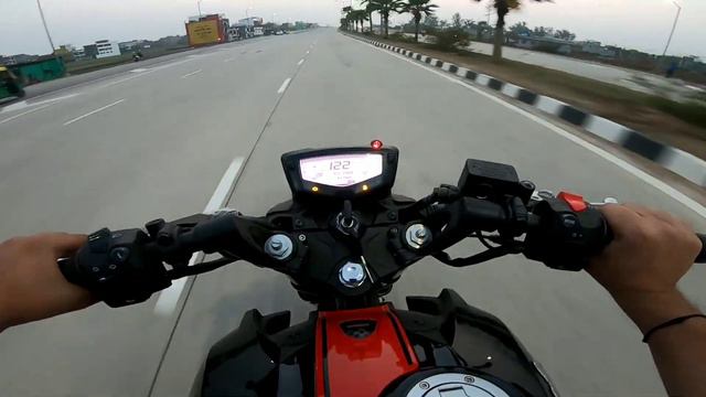 TVS Apache RTR 200 4V 2023 Top Speed And Gear Challenge смотреть онлайн