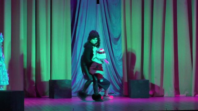 Спектакль "Приключения Буратино" смотреть онлайн