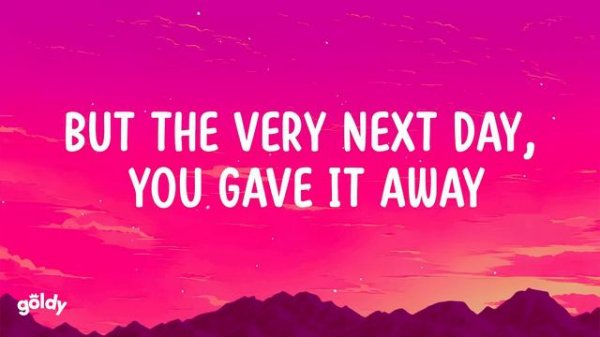 Wham! - Last Christmas (Lyrics)