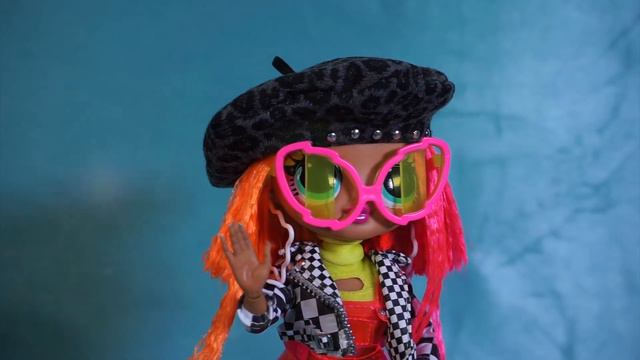 L.O.L. Surprise! OMG Lady Diva, Neonlicious, Swag & Royal Bee Fashion Dolls! смотреть онлайн