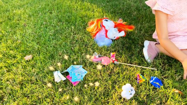 Распаковка Единорог Poopsi Unicorn в Сочи Парке/Пупси Слайм Сюрприз/Распаковка Радужных Единорожек смотреть онлайн