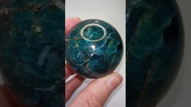 Апатит, шар 45 мм смотреть онлайн