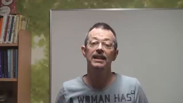 Daily Easy English Expression 0019 -- 3 Minute English Lesson: Because Of ~~