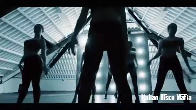 Italian Disco Mafia - Buona Sera Ciao Ciao ( 2021 Vip Mix) [Official Music Video] смотреть онлайн
